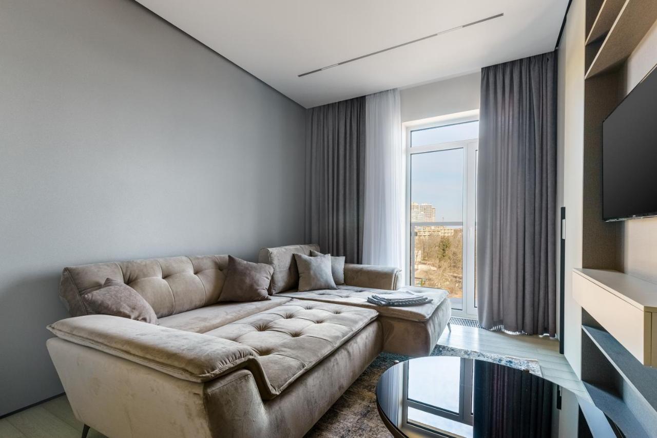 Luxury Waterfront 3-Bedrooms Apartment Oldenburg Bagian luar foto